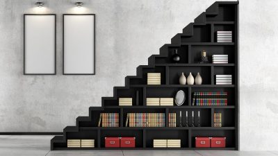 TOP 10 pomysłów na bibliotekę pod schodami